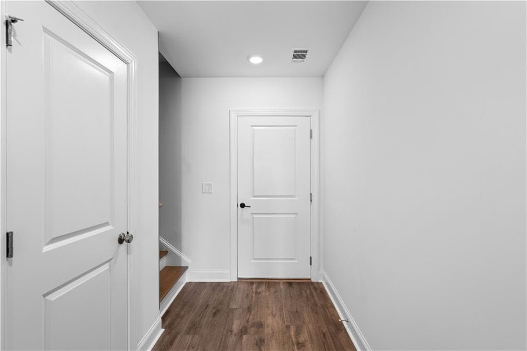 2 bedroom, 3 bathroom, 1,373 sq ft townhouse for sale at 522 Alice Way D11, Cumming, GA 30040 — photo 6