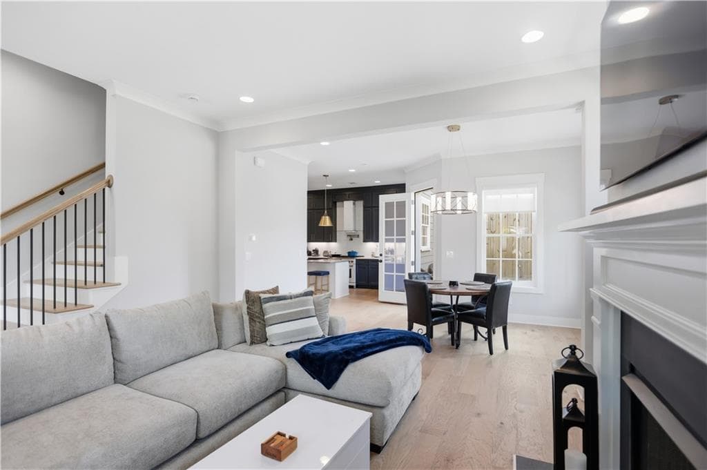 4 bedroom, 4 bathroom, 2,756 sq ft townhouse for rent at 1000 Fendley Street, Woodstock, GA 30188 for $4,250 a month — photo 5