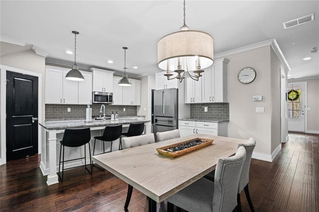 3 bedroom, 4 bathroom, 2,606 sq ft townhouse for sale at 138 Bellehaven Drive, Woodstock, GA 30188 — photo 8