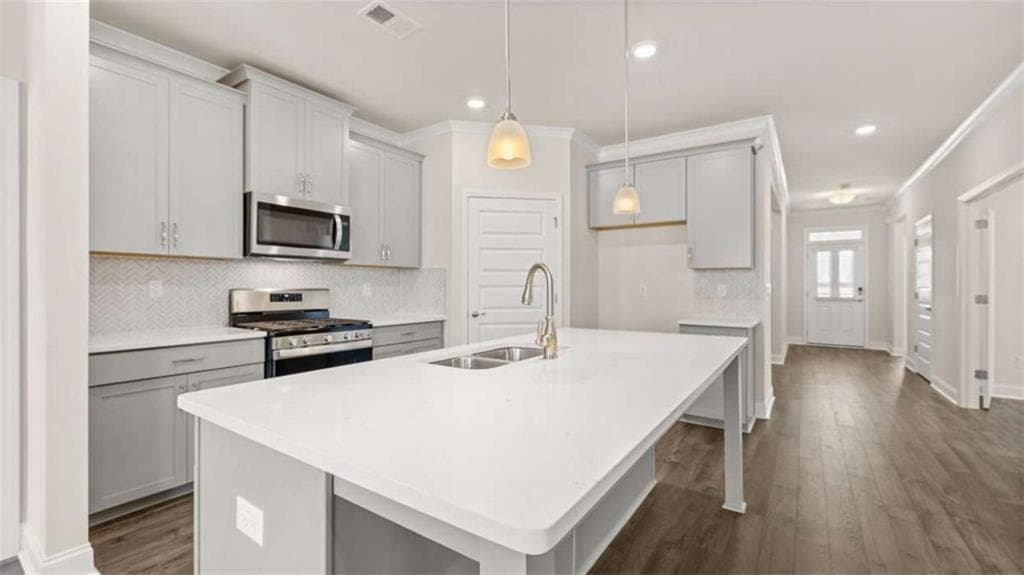 3 bedroom, 3 bathroom, 2,355 sq ft single family residence for sale at 220 Parnassus Road, Locust Grove, GA 30248 — photo 6