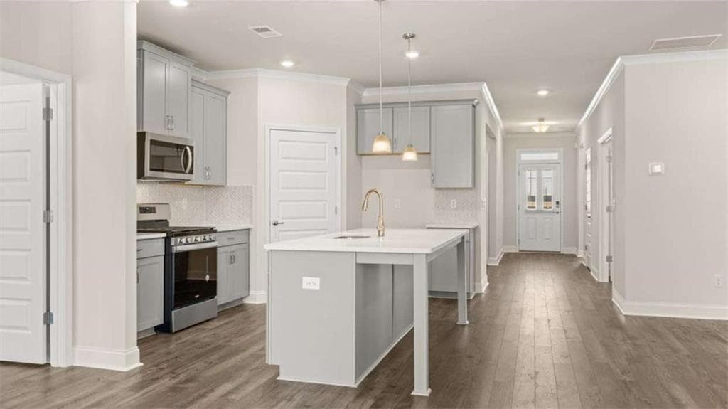 3 bedroom, 3 bathroom, 2,355 sq ft single family residence for sale at 220 Parnassus Road, Locust Grove, GA 30248 — photo 7