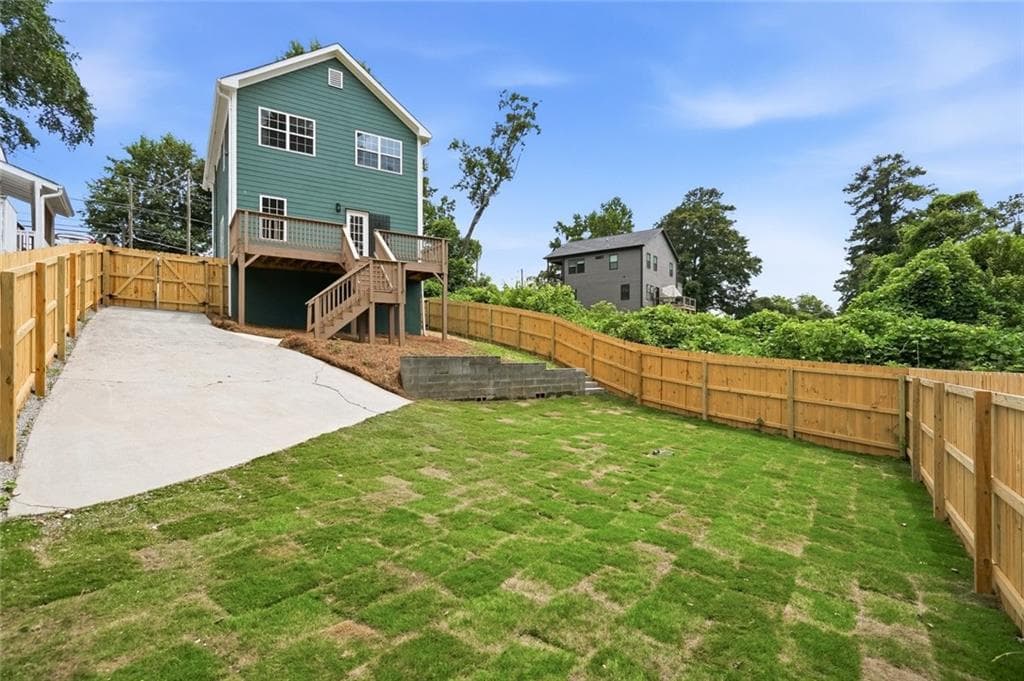 3 bedroom, 3 bathroom, 1,564 sq ft single family residence for sale at 1885 Lakewood Avenue, Atlanta, GA 30315 — photo 3