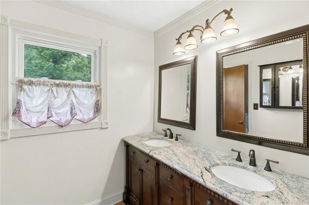 4 bedroom, 4 bathroom, 1,738 sq ft single family residence under contract at 11O HEARTHSTONE Drive, Stockbridge, GA 30281 — photo 8