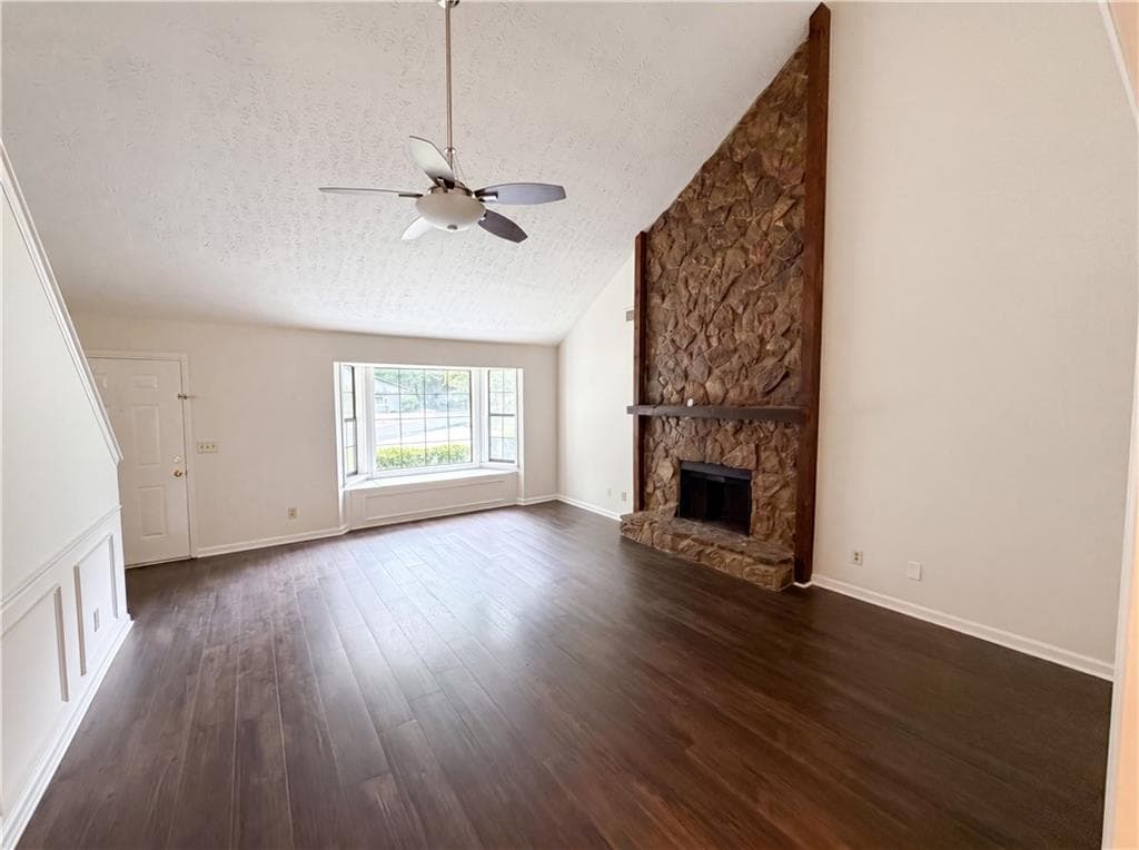 3 bedroom, 2 bathroom, 1,914 sq ft single family residence under contract at 912 Steeple Chase Drive, Lawrenceville, GA 30044 — photo 6