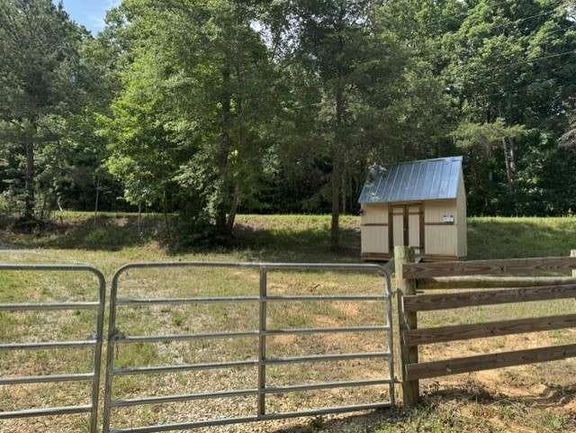single family residence for sale at 108 Sawtooth Place, Carnesville, GA 30521