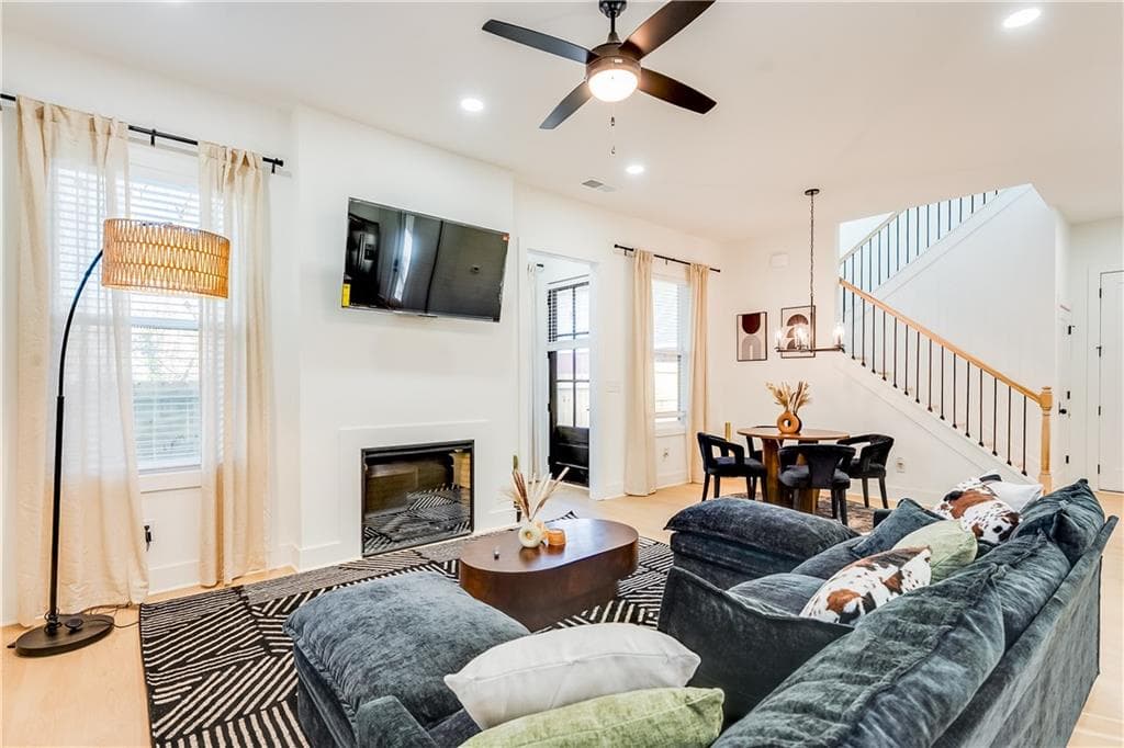3 bedroom, 3 bathroom duplex for rent at 1239 Plaza Avenue B, Atlanta, GA 30310 for $3,100 a month — photo 5
