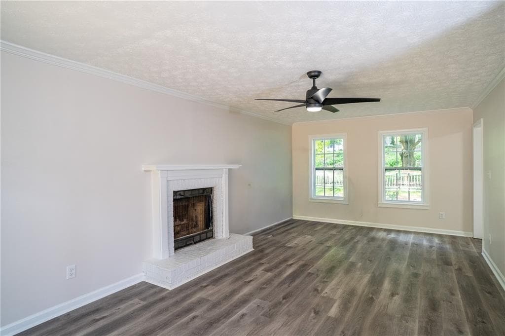 4 bedroom, 3 bathroom, 2,100 sq ft single family residence under contract at 4121 Willow Walk, Lilburn, GA 30047 — photo 8