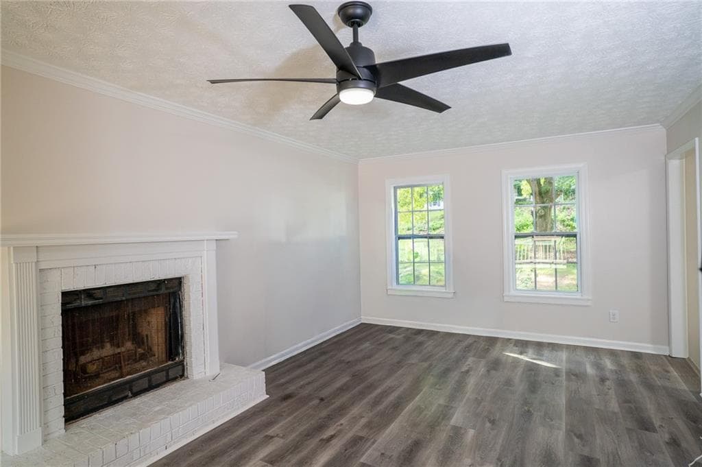 4 bedroom, 3 bathroom, 2,100 sq ft single family residence under contract at 4121 Willow Walk, Lilburn, GA 30047 — photo 7