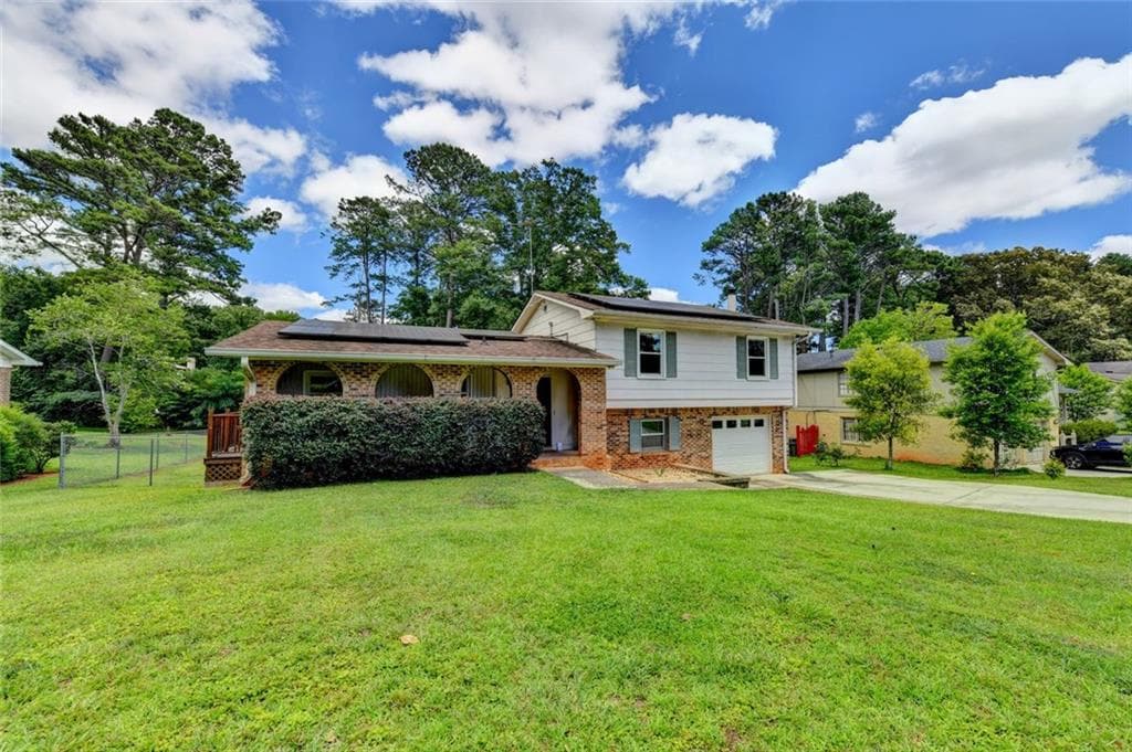4 bedroom, 3 bathroom, 2,843 sq ft single family residence under contract at 1577 Harbour Oaks Road, Tucker, GA 30084 — photo 3
