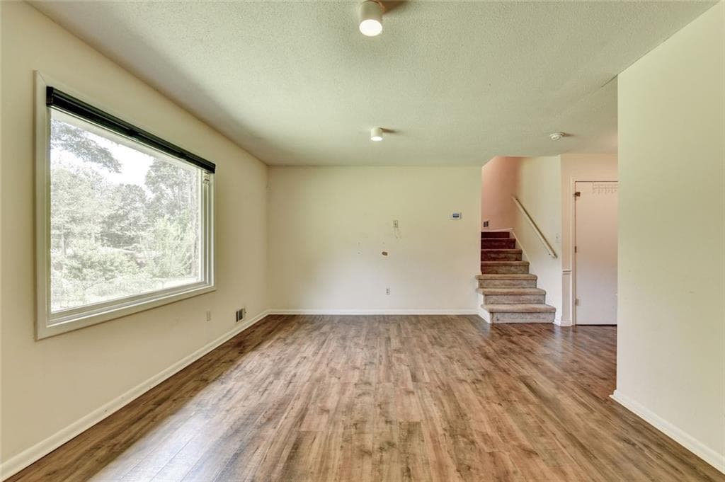 4 bedroom, 3 bathroom, 2,843 sq ft single family residence under contract at 1577 Harbour Oaks Road, Tucker, GA 30084 — photo 10