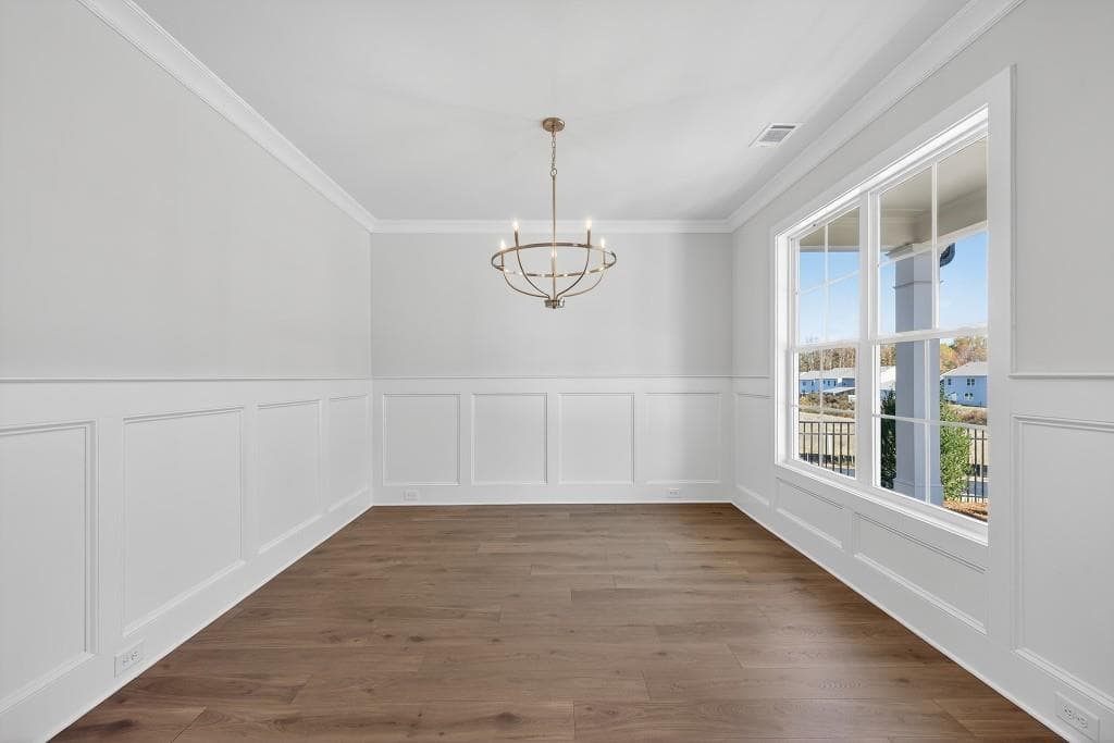 4 bedroom, 3 bathroom, 2,633 sq ft single family residence for sale at 5662 Evelyn Lane, Flowery Branch, GA 30542 — photo 5
