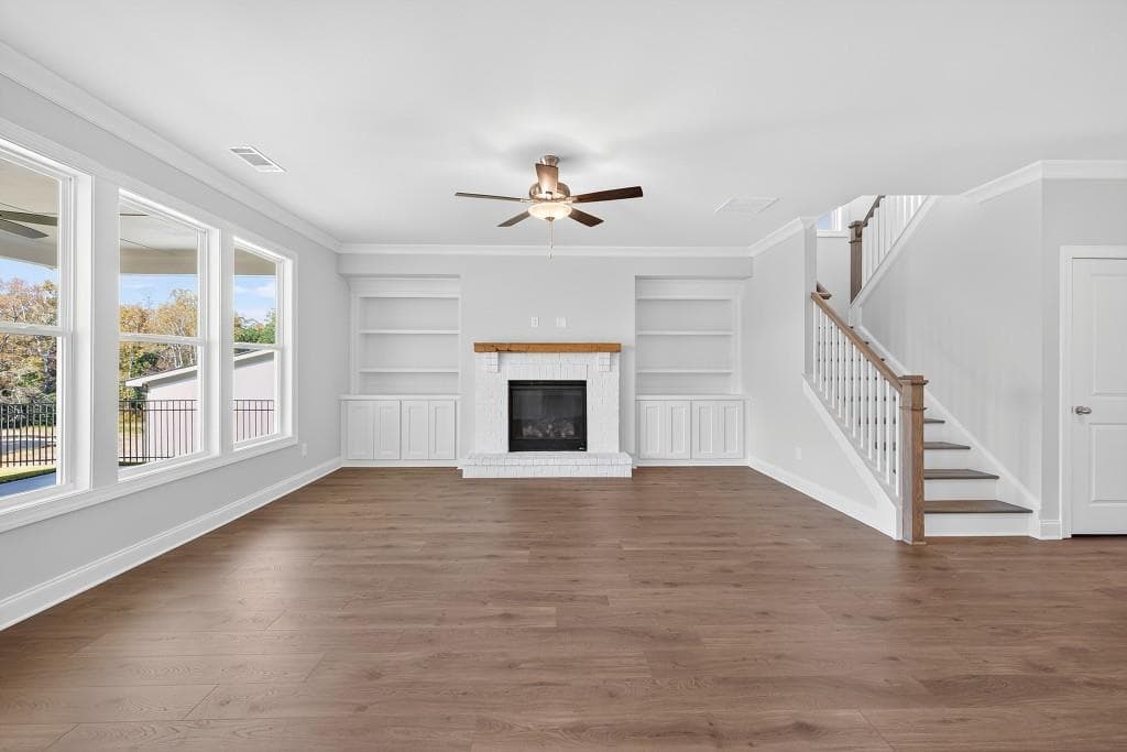 4 bedroom, 3 bathroom, 2,633 sq ft single family residence for sale at 5662 Evelyn Lane, Flowery Branch, GA 30542 — photo 8