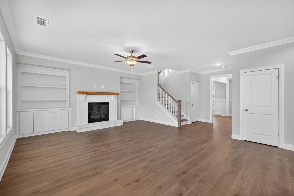 4 bedroom, 3 bathroom, 2,633 sq ft single family residence for sale at 5662 Evelyn Lane, Flowery Branch, GA 30542 — photo 9
