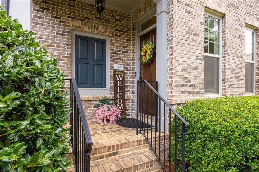 4 bedroom, 4 bathroom, 2,530 sq ft single family residence for sale at 2658 Telfair Drive, Smyrna, GA 30080 — photo 4