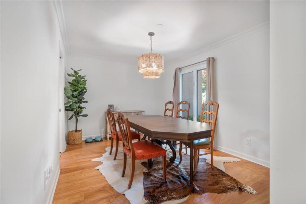 3 bedroom, 3 bathroom, 1,632 sq ft townhouse under contract at 47 Ivy Trail, Atlanta, GA 30342 — photo 3