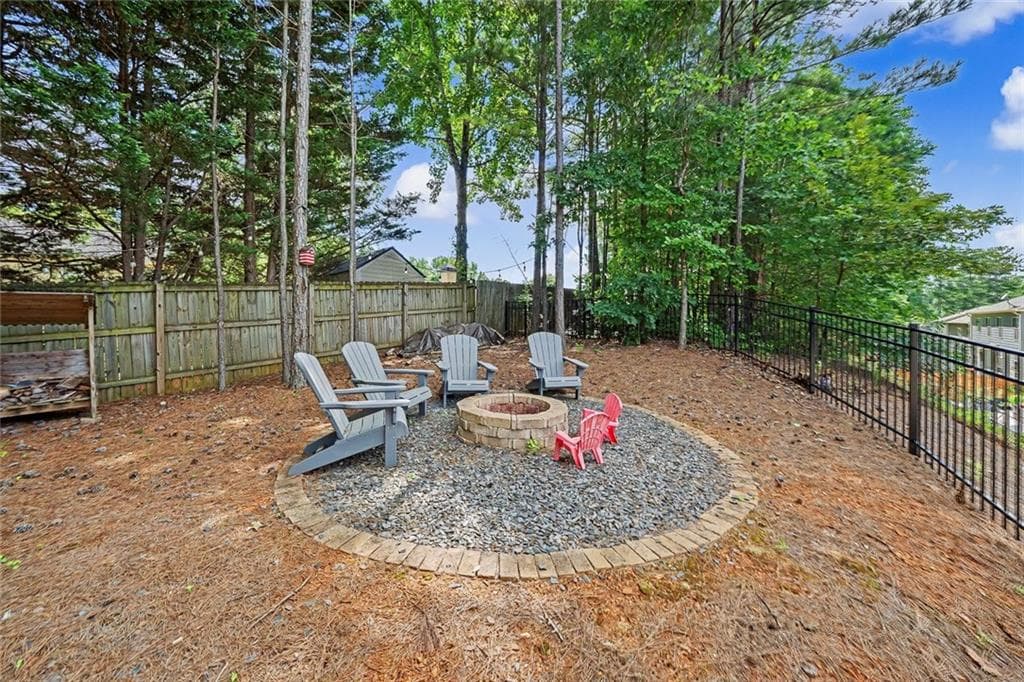 5 bedroom, 3 bathroom, 3,445 sq ft single family residence under contract at 4877 Arbor View Parkway, Acworth, GA 30101 — photo 6