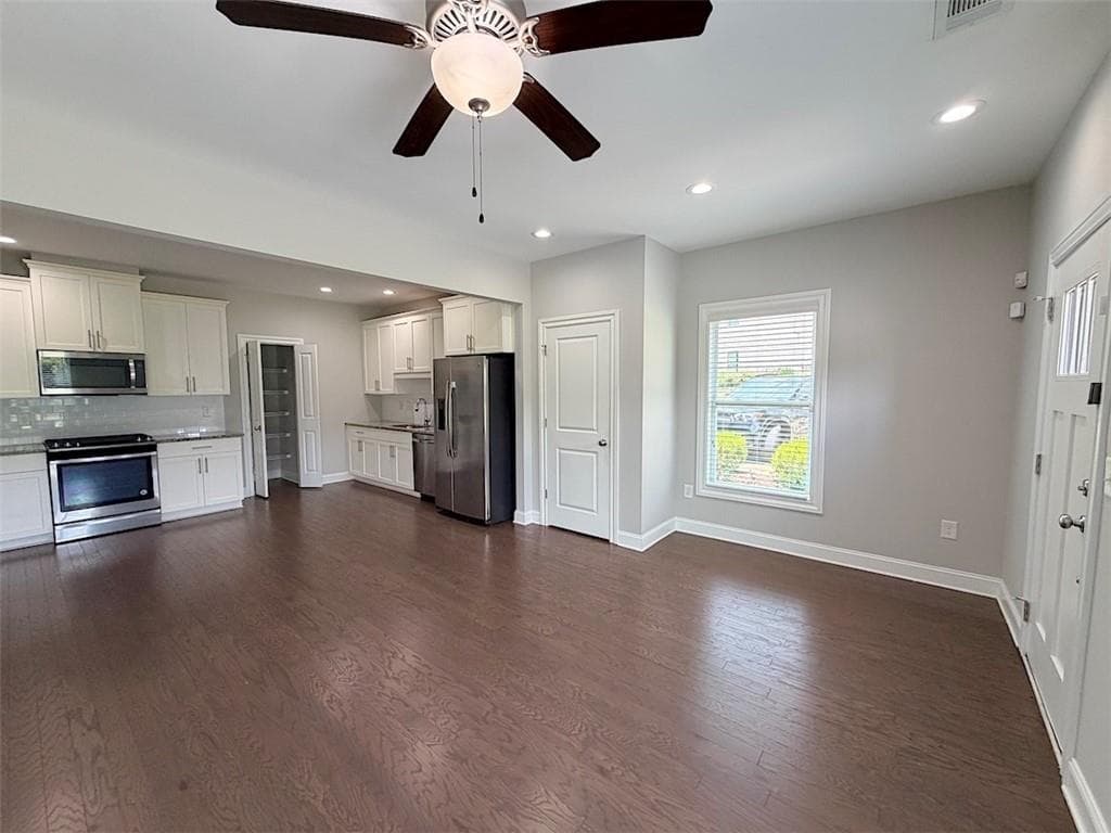 3 bedroom, 3 bathroom, 1,822 sq ft townhouse for rent at 860 Westmoreland Circle, Atlanta, GA 30318 for $2,900 a month — photo 5