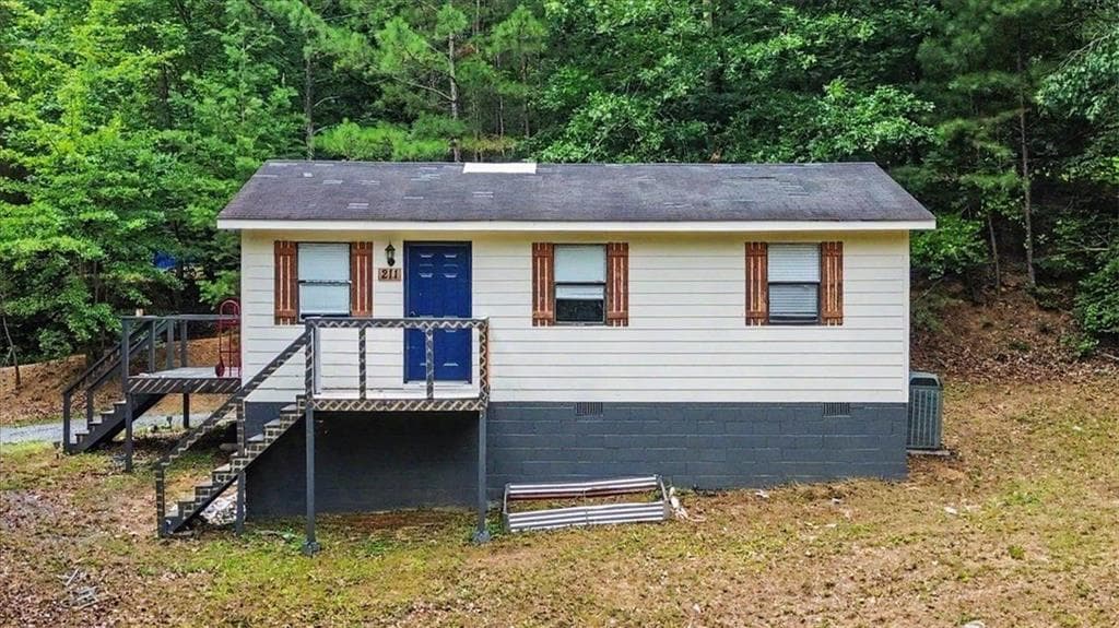 3 bedroom, 1 bathroom, 640 sq ft single family residence for sale at 211 John White Road, Resaca, GA 30735