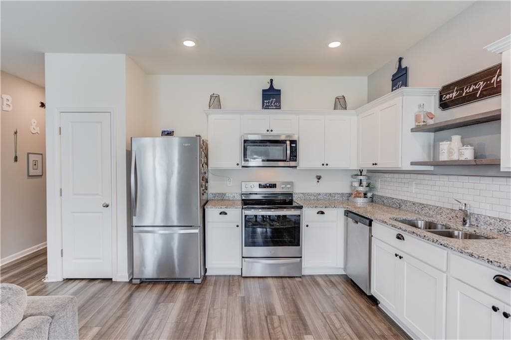 3 bedroom, 3 bathroom, 1,440 sq ft townhouse for sale at 60 Thetford Way, Winder, GA 30680 — photo 3