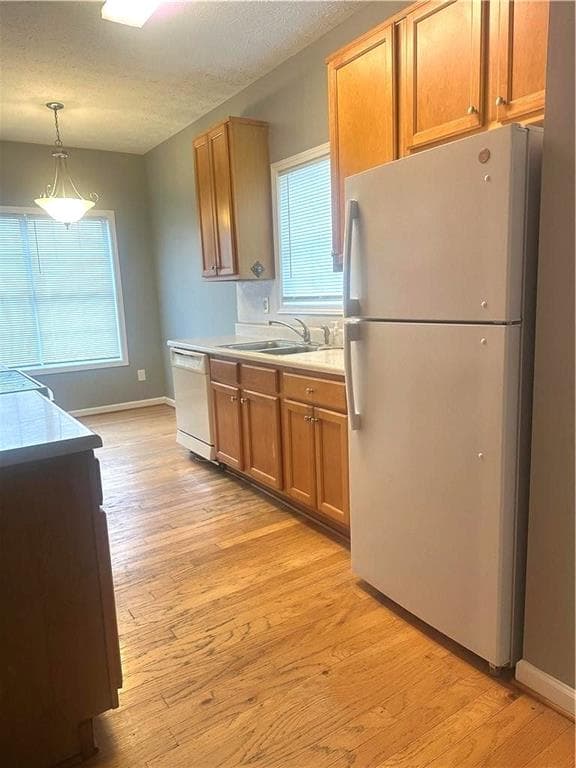 3 bedroom, 3 bathroom, 1,922 sq ft single family residence for rent at 7566 Larchwood Lane, Riverdale, GA 30274 for $1,750 a month — photo 2
