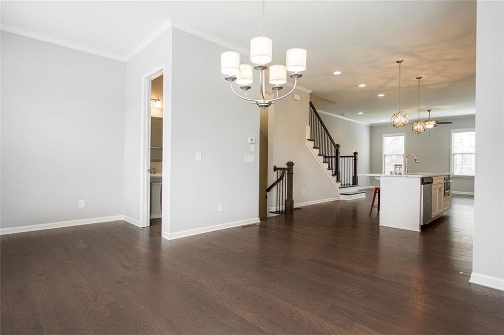 3 bedroom, 4 bathroom, 2,250 sq ft townhouse for rent at 10132 Windalier Way, Roswell, GA 30076 for $3,495 a month — photo 9