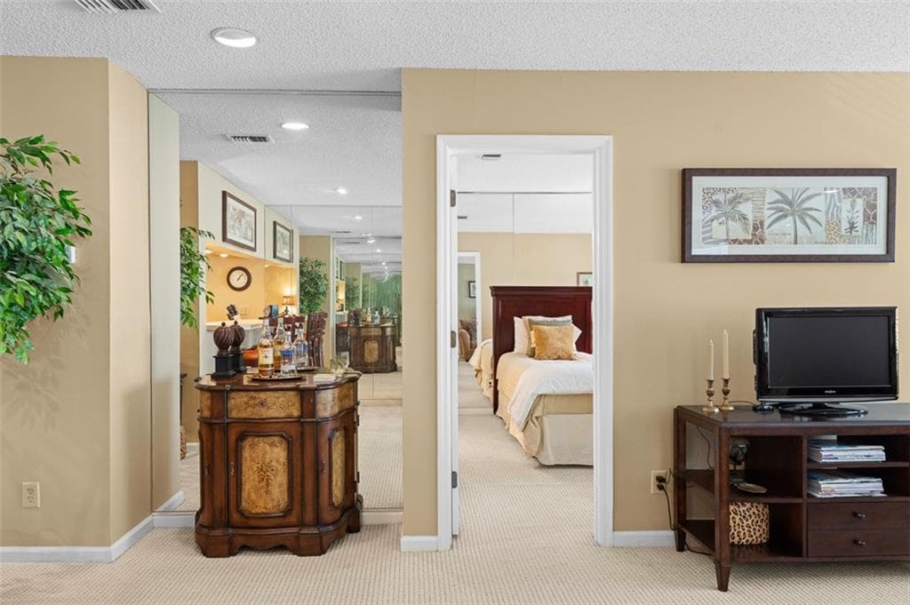 1 bedroom, 1 bathroom, 680 sq ft condominium for sale at 244 13th Street 107, Atlanta, GA 30309 — photo 7