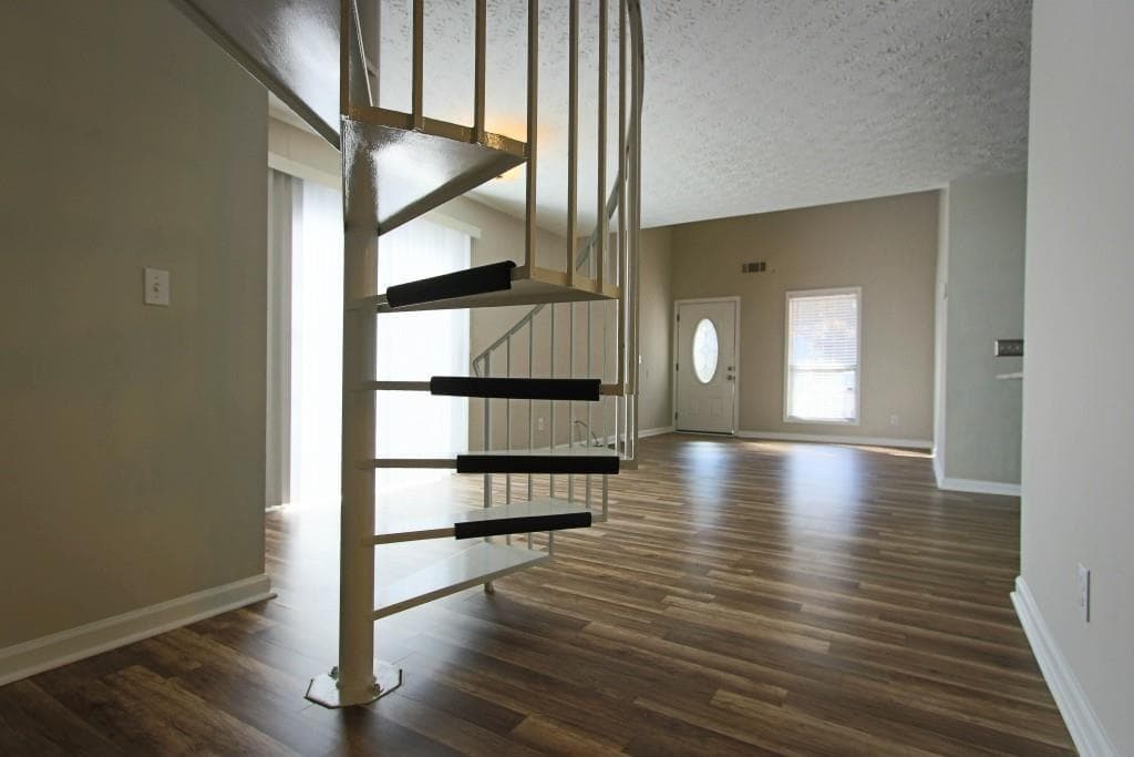 2 bedroom, 2 bathroom, 1,056 sq ft single family residence for rent at 2747 Highland Ridge, Kennesaw, GA 30152 for $2,200 a month — photo 9