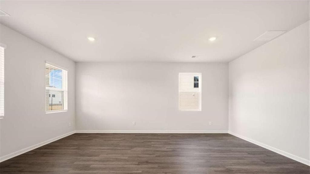5 bedroom, 5 bathroom, 3,481 sq ft single family residence for sale at 39 Weymouth Drive, Locust Grove, GA 30248 — photo 3
