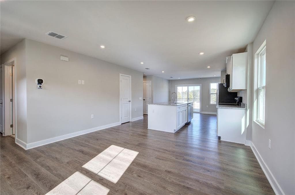 2 bedroom, 2 bathroom, 1,574 sq ft single family residence for sale at 228 Serenity Road, Dallas, GA 30132 — photo 3