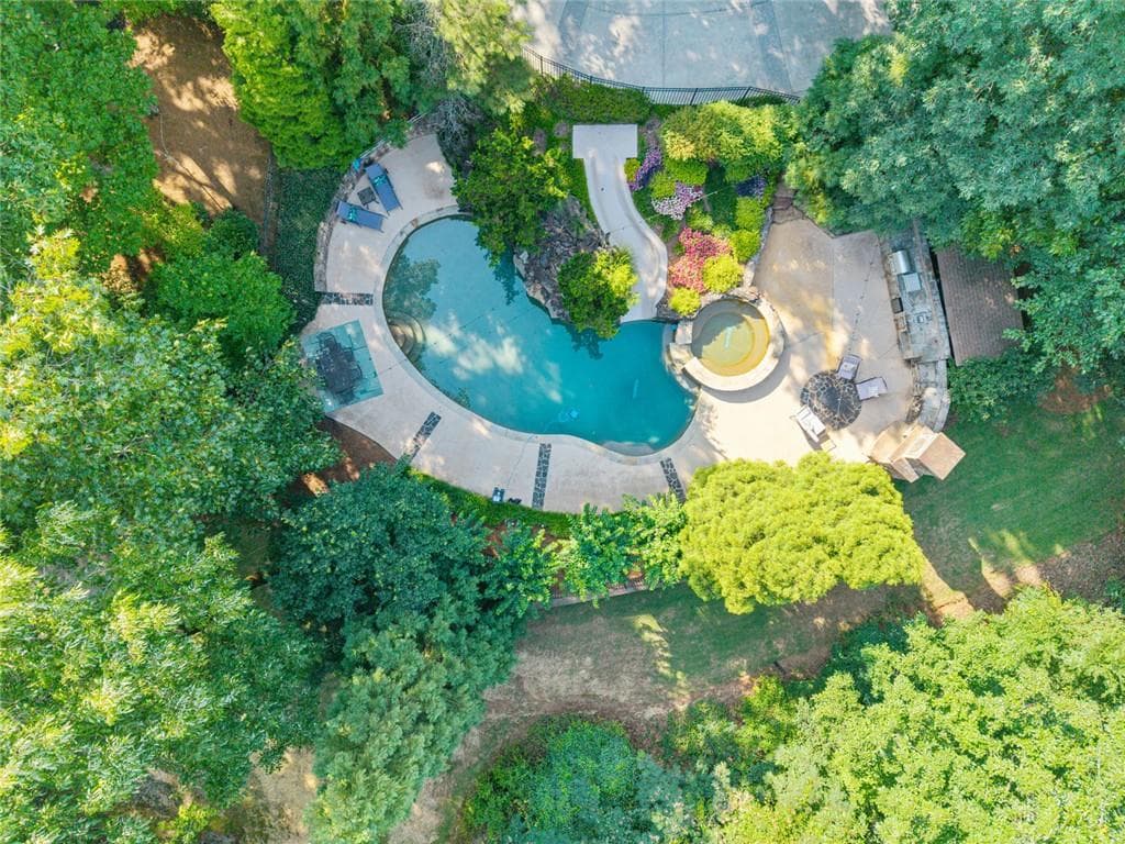 5 bedroom, 5 bathroom, 6,288 sq ft single family residence for sale at 3300 Jim Moore Road, Dacula, GA 30019 — photo 3