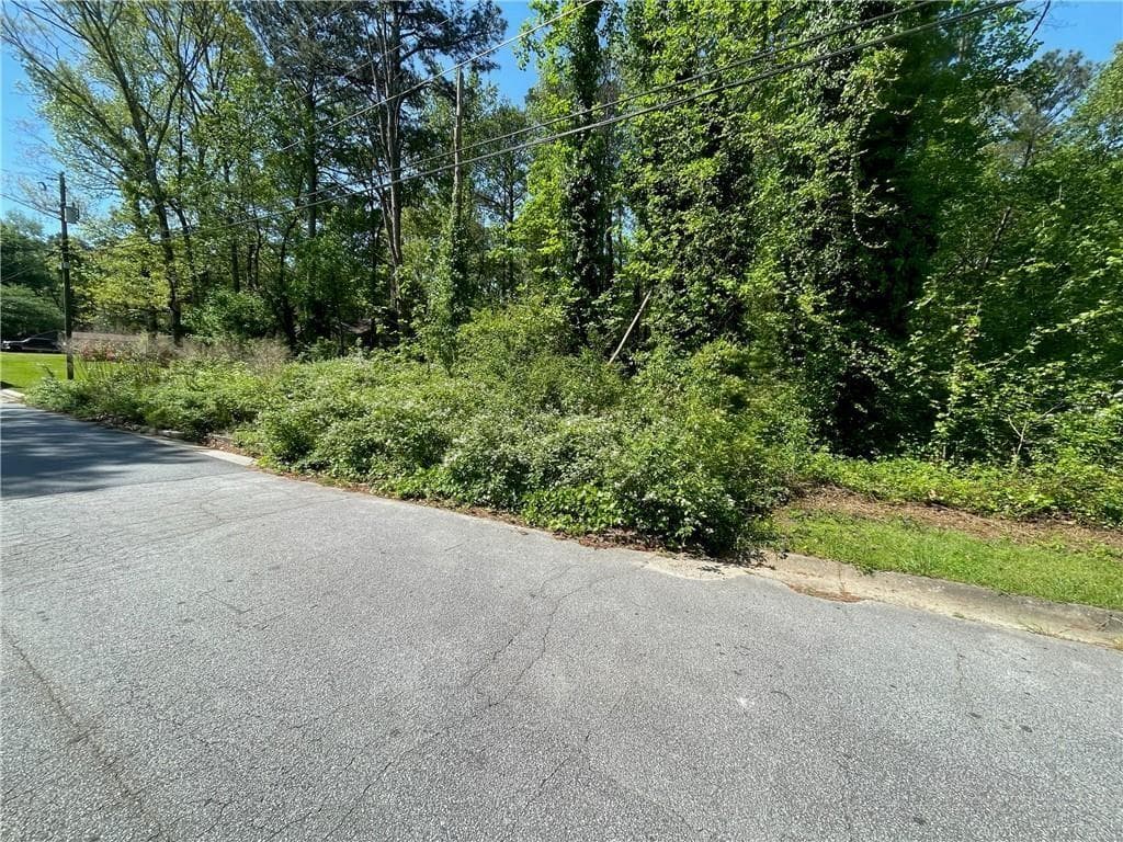 single family residence for sale at 1267 Raintree Drive, Snellville, GA 30078 — photo 2
