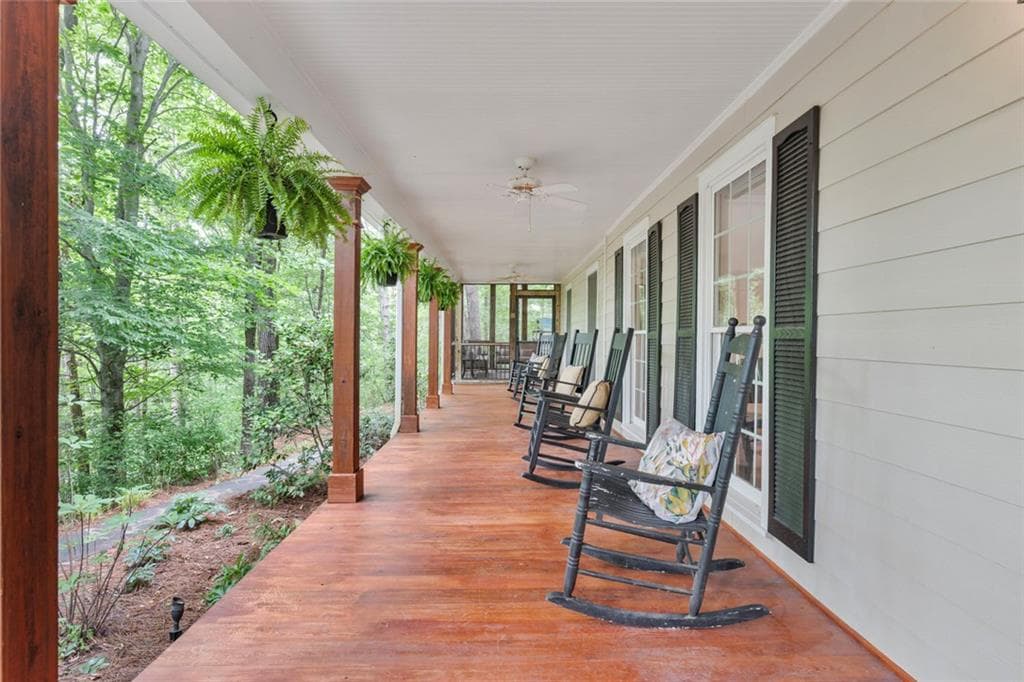 5 bedroom, 5 bathroom, 6,288 sq ft single family residence for sale at 3300 Jim Moore Road, Dacula, GA 30019 — photo 10