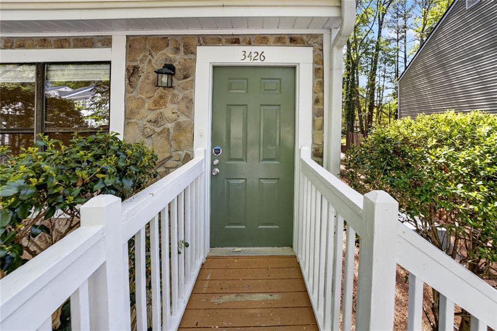 2 bedroom, 3 bathroom, 1,136 sq ft townhouse for sale at 3426 September Morning, Peachtree Corners, GA 30092 — photo 7
