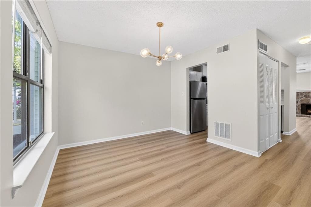 2 bedroom, 3 bathroom, 1,136 sq ft townhouse for sale at 3426 September Morning, Peachtree Corners, GA 30092 — photo 8