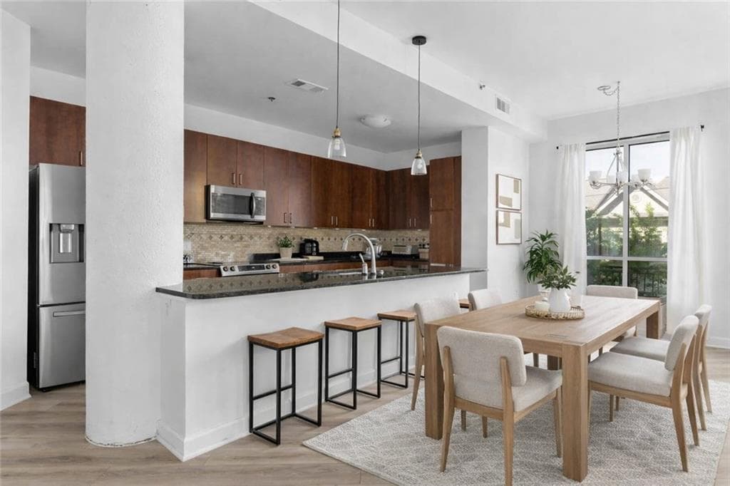 2 bedroom, 3 bathroom, 1,489 sq ft condominium under contract at 711 Cosmopolitan Drive 207, Atlanta, GA 30324 — photo 9