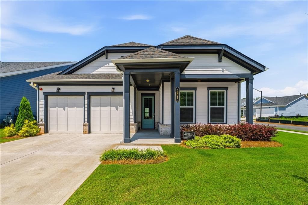 3 bedroom, 3 bathroom, 2,864 sq ft single family residence for sale at 261 Vinca Circle, Kennesaw, GA 30144
