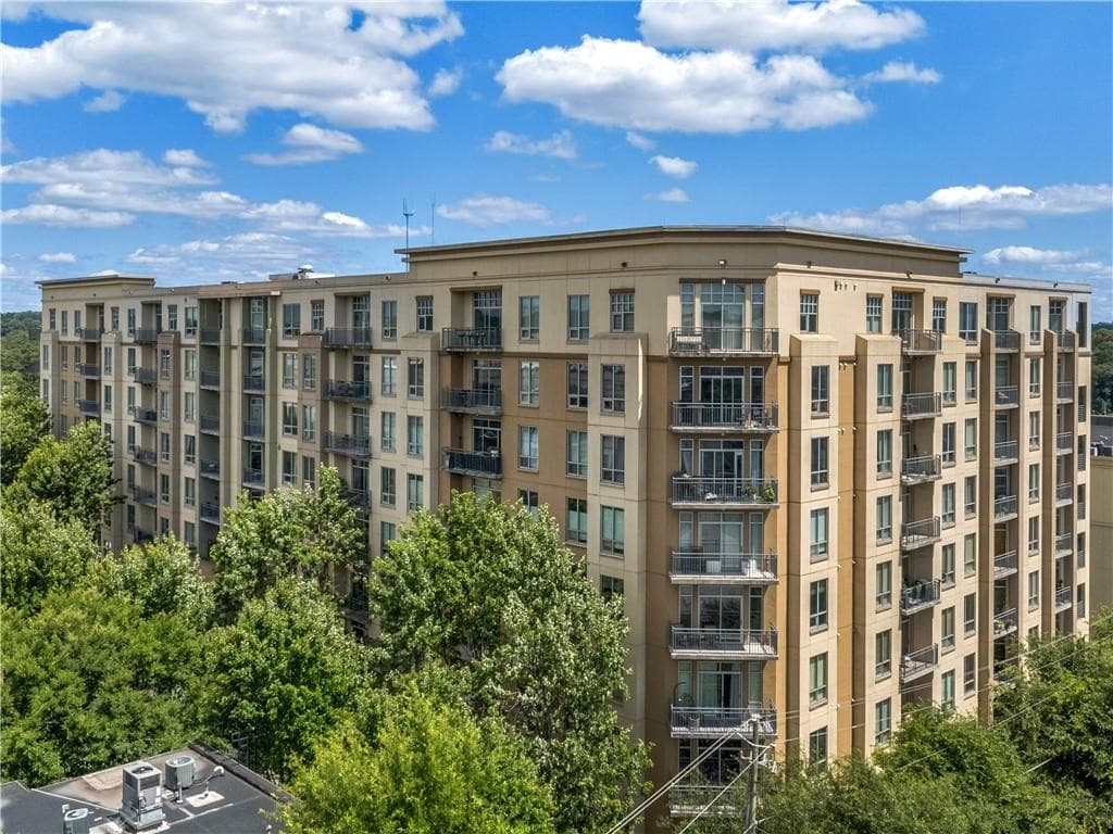 2 bedroom, 3 bathroom, 1,489 sq ft condominium for sale at 711 Cosmopolitan Drive 321, Atlanta, GA 30324