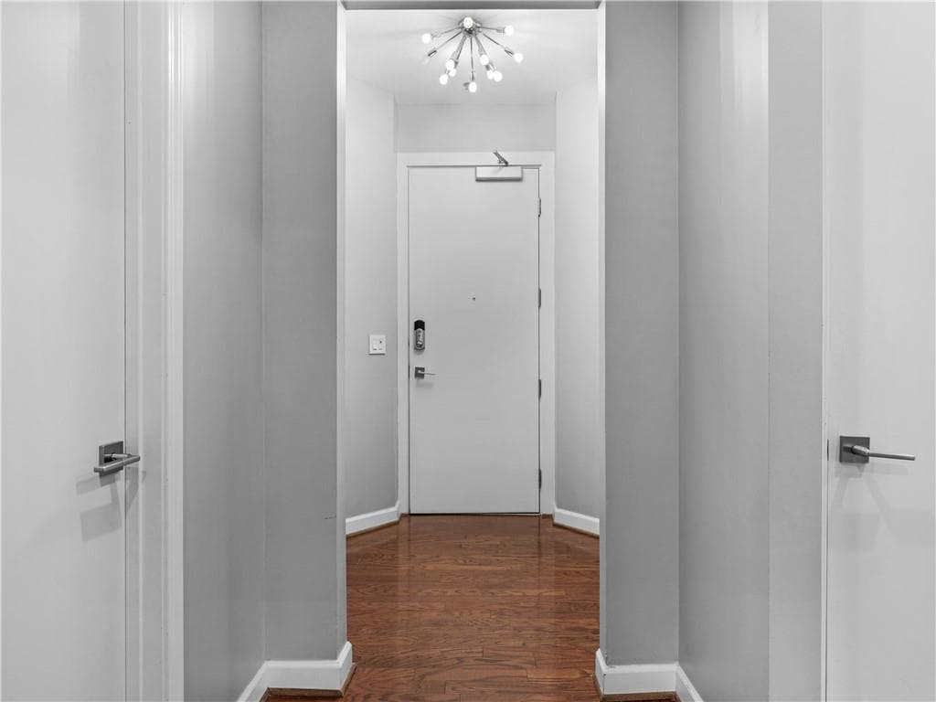 2 bedroom, 3 bathroom, 1,489 sq ft condominium for sale at 711 Cosmopolitan Drive 321, Atlanta, GA 30324 — photo 3