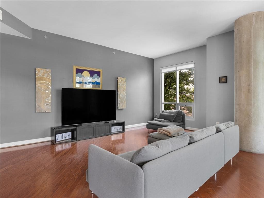 2 bedroom, 3 bathroom, 1,489 sq ft condominium for sale at 711 Cosmopolitan Drive 321, Atlanta, GA 30324 — photo 6