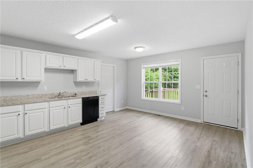 3 bedroom, 2 bathroom, 1,263 sq ft single family residence for sale at 32 Saddle Lane, Cartersville, GA 30121 — photo 7