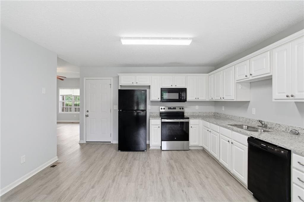 3 bedroom, 2 bathroom, 1,263 sq ft single family residence for sale at 32 Saddle Lane, Cartersville, GA 30121 — photo 9