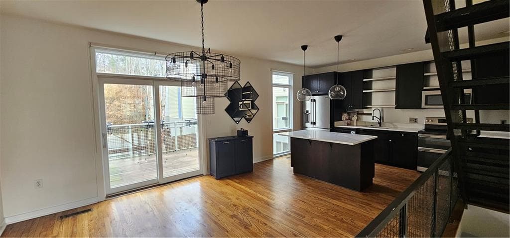 2 bedroom, 3 bathroom, 1,832 sq ft townhouse for sale at 1345 Stirling Court, Atlanta, GA 30318 — photo 2