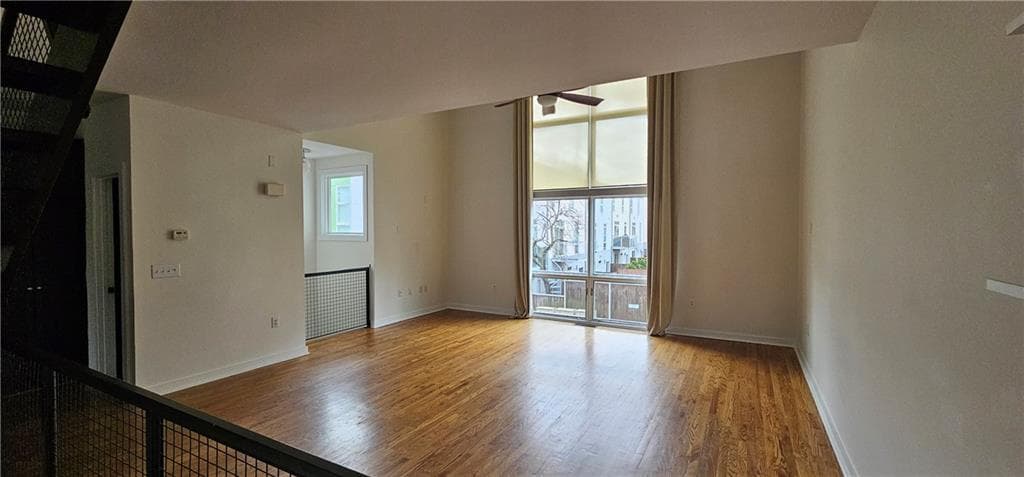 2 bedroom, 3 bathroom, 1,832 sq ft townhouse for sale at 1345 Stirling Court, Atlanta, GA 30318 — photo 10