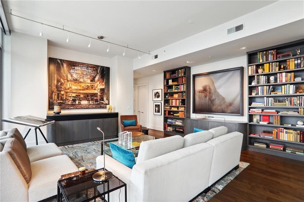2 bedroom, 3 bathroom, 2,289 sq ft condominium for rent at 1065 Peachtree Street 3005, Atlanta, GA 30309 for $6,950 a month — photo 8