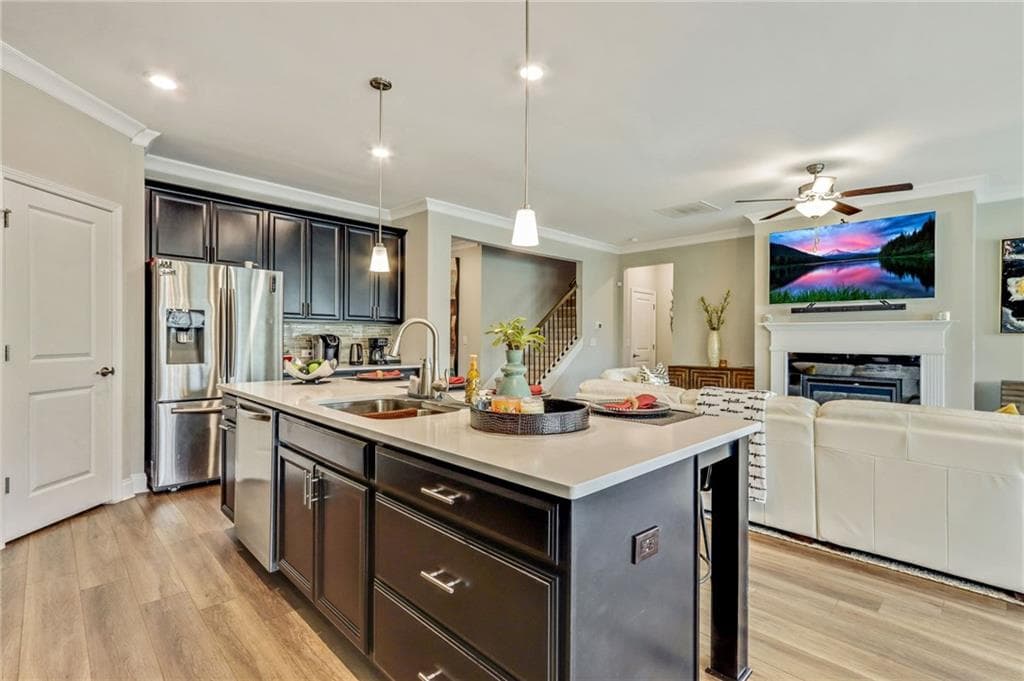 3 bedroom, 3 bathroom, 2,766 sq ft single family residence for sale at 532 Barlow Place, Grayson, GA 30017 — photo 7