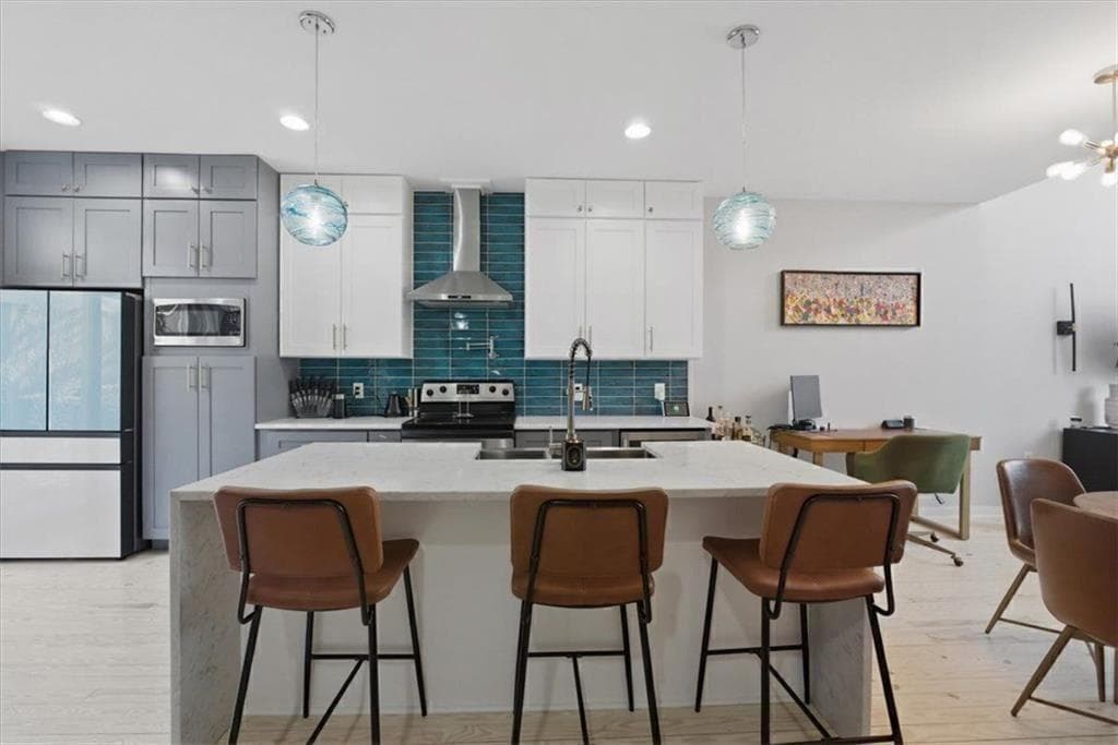 2 bedroom, 3 bathroom, 1,224 sq ft other for rent at 1250 Breuer Mews, Atlanta, GA 30318 for $2,750 a month — photo 5