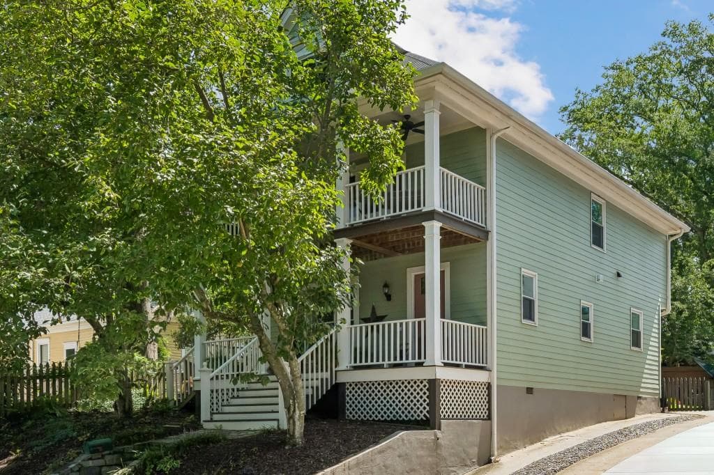 3 bedroom, 3 bathroom, 1,767 sq ft single family residence for rent at 524 Broyles Street, Atlanta, GA 30312 for $4,000 a month — photo 9