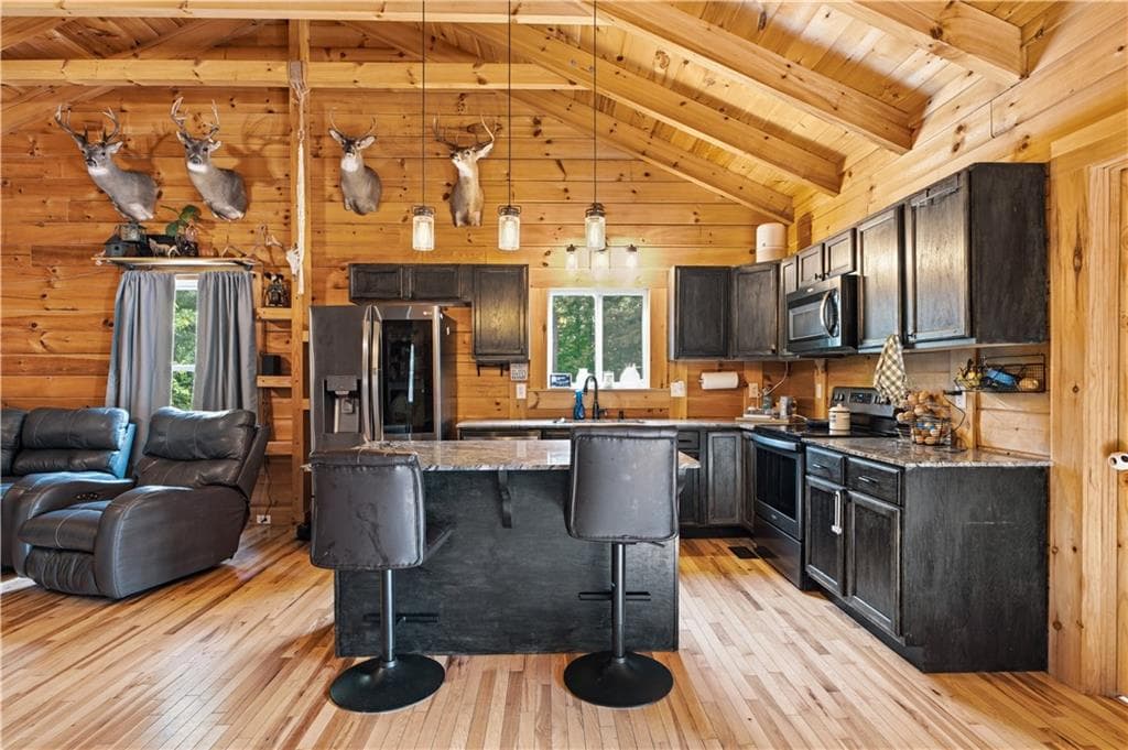 3 bedroom, 3 bathroom, 1,828 sq ft single family residence for sale at 3713 Chulio Road, Rome, GA 30161 — photo 8