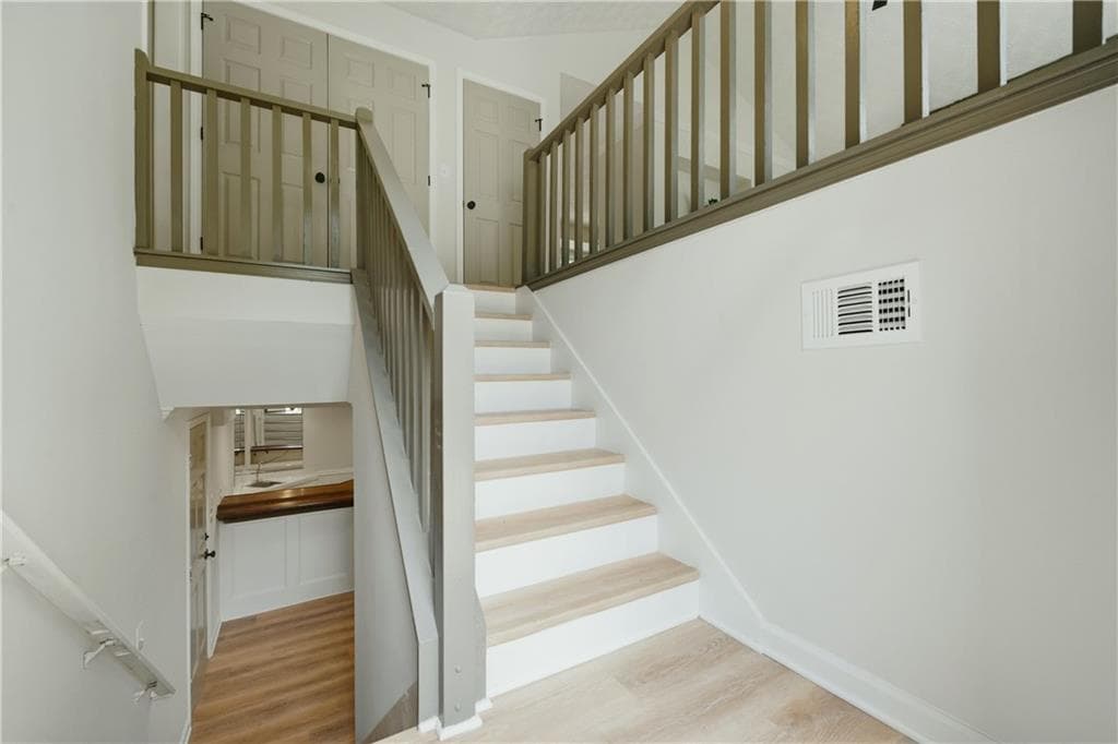 3 bedroom, 2 bathroom, 2,302 sq ft single family residence for sale at 6231 Emerald Springs Drive, Acworth, GA 30102 — photo 6