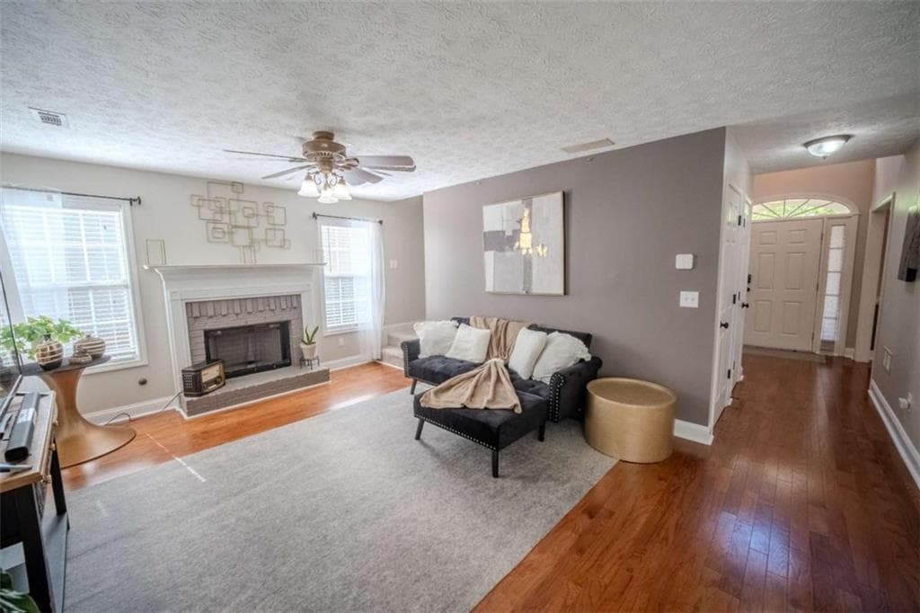 5 bedroom, 3 bathroom, 2,643 sq ft single family residence for sale at 917 Ivy Brook Court, Mcdonough, GA 30253 — photo 7